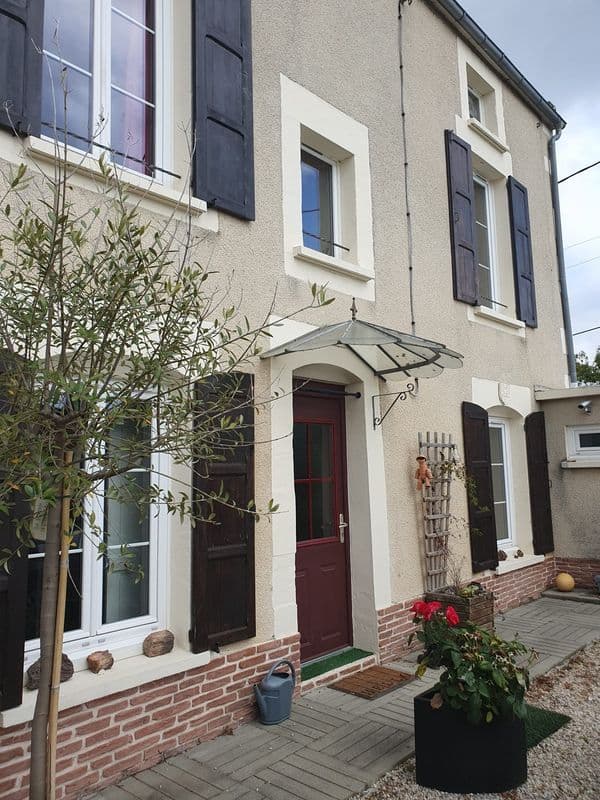 Maison en pierre de 110m² dans environnement très calme à Bellengreville — photo 1 sur 7