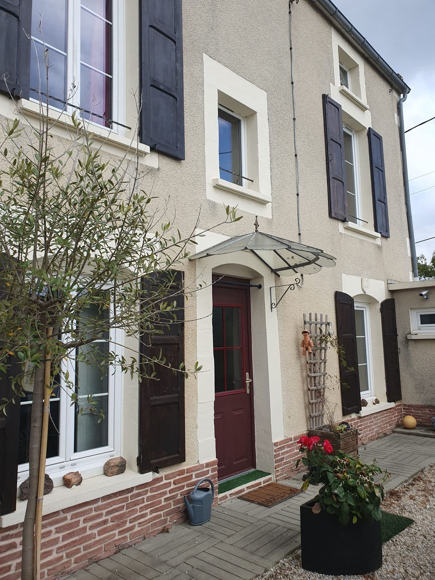 Maison en pierre de 110m² dans environnement très calme à Bellengreville — photo 1 sur 7